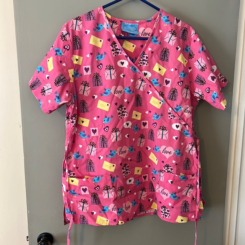 Valentine scrub top- pink